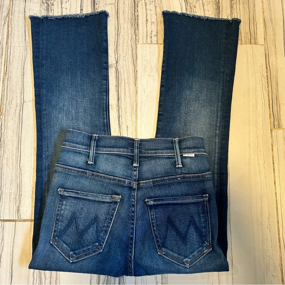 MOTHER The Hustler Ankle Fray in Home Movies High Rise Cropped Flare Jeans - Picture 5 of 16